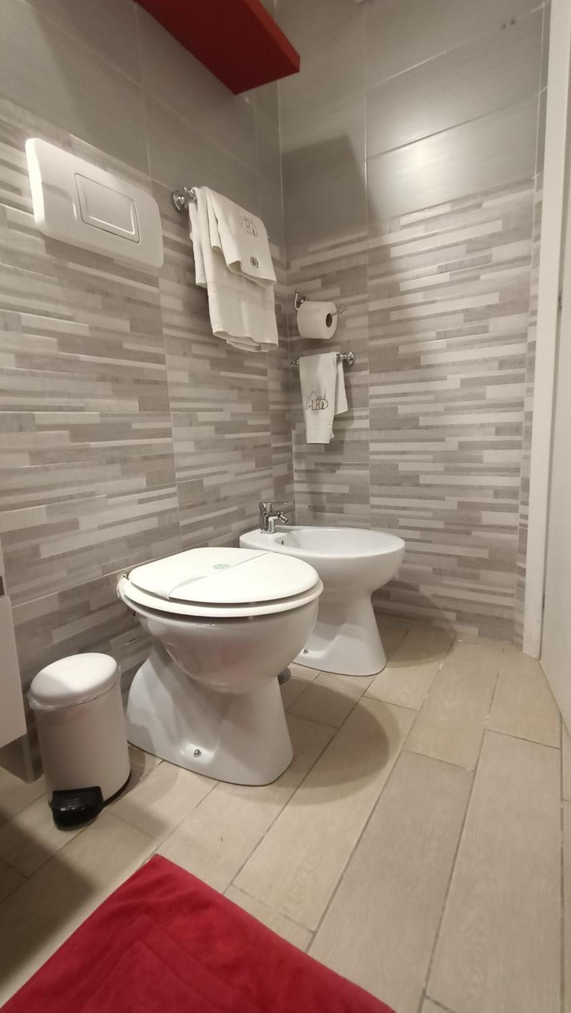 La Casa Di Leo Apartment Naples Luaran gambar